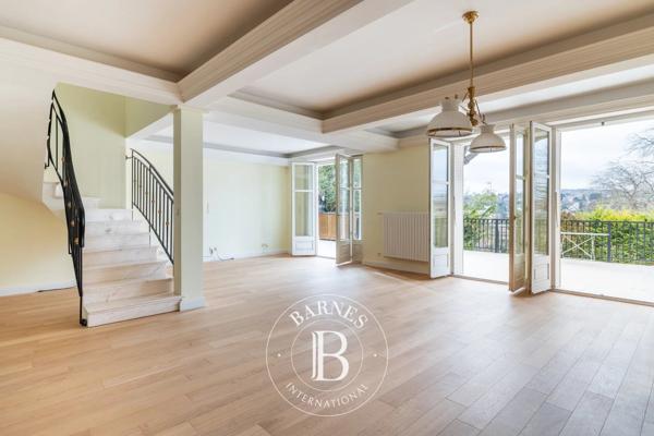 Saint-Germain-en-Laye, Maison 5 Chambres -  379 m² à vendre