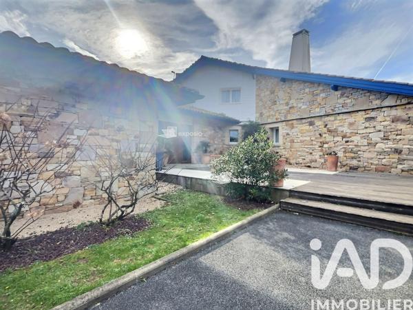 Maison à vendre 14 pièces 540 m² Urrugne