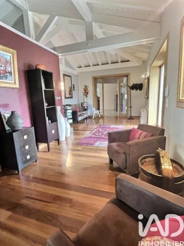 Maison à vendre 14 pièces 540 m² Urrugne