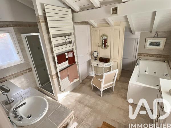 Maison à vendre 14 pièces 540 m² Urrugne