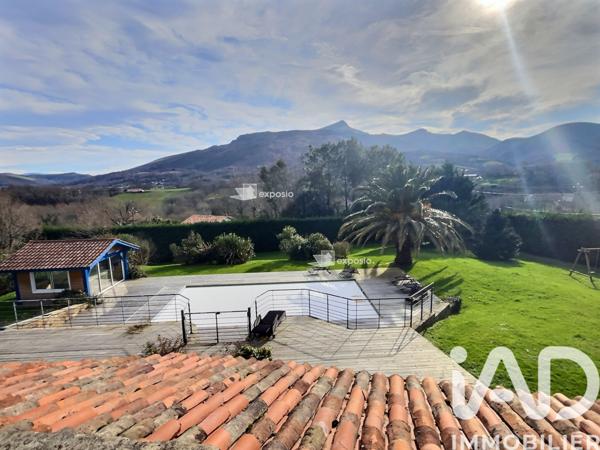 Maison à vendre 14 pièces 540 m² Urrugne