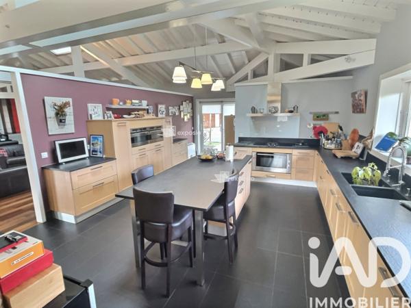 Maison à vendre 14 pièces 540 m² Urrugne