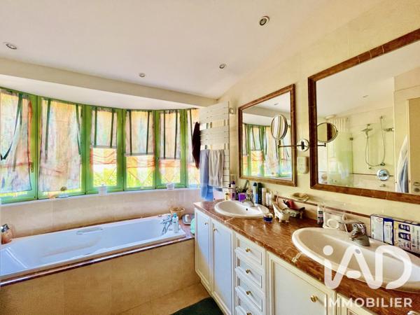 Maison à vendre 8 pièces 280 m² La Réole