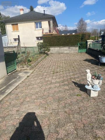 Pavillon à vendre à Saint-Martin-Valmeroux dans le Cantal (15140), ref : 15060/1196