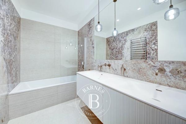 La Celle-Saint-Cloud, Maison 5 Chambres -  350 m² à vendre
