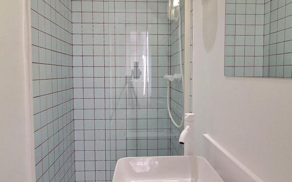 Appartement à vendre    2 pièces •  Marseille 7