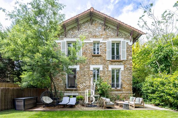 Vaucresson, Maison 5 Chambres -  210 m² à vendre