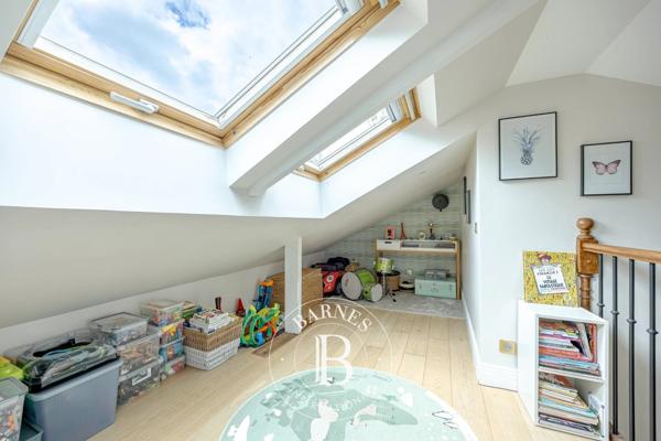 Vaucresson, Maison 5 Chambres -  210 m² à vendre