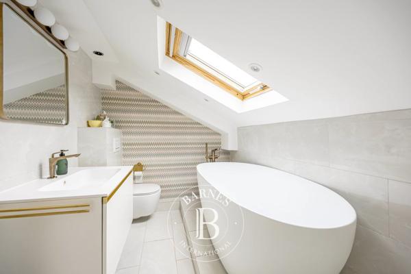 Vaucresson, Maison 5 Chambres -  210 m² à vendre