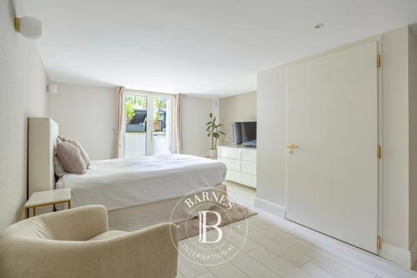 Vaucresson, Maison 5 Chambres -  210 m² à vendre