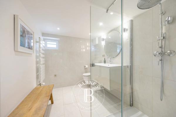 Vaucresson, Maison 5 Chambres -  210 m² à vendre