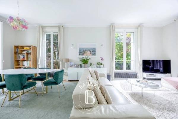 Vaucresson, Maison 5 Chambres -  210 m² à vendre