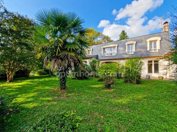 🏡 Maison d’architecte 250 m² – 4 chambres – Vue Pyrénées – Terrain de +3 hectares –BOSDARROS (64)