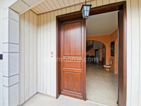 🏡 Maison d’architecte 250 m² – 4 chambres – Vue Pyrénées – Terrain de +3 hectares –BOSDARROS (64)