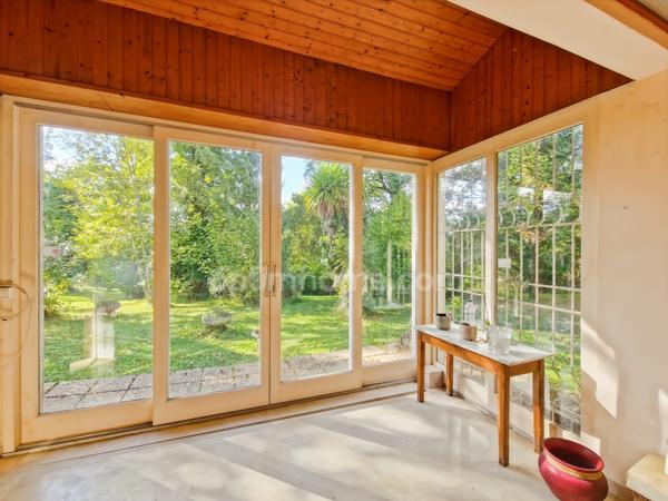 🏡 Maison d’architecte 250 m² – 4 chambres – Vue Pyrénées – Terrain de +3 hectares –BOSDARROS (64)