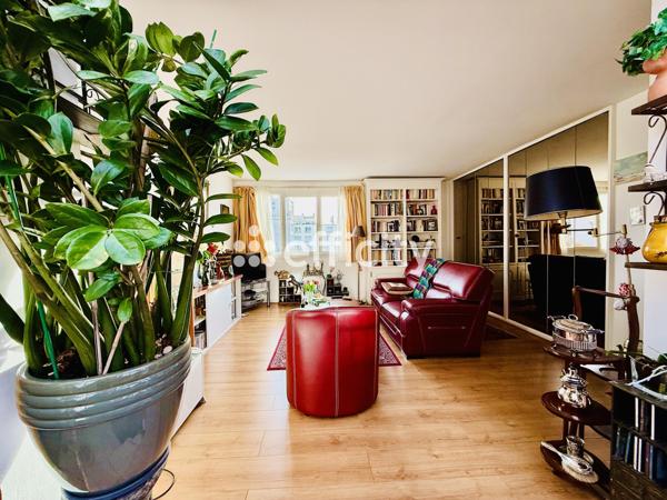 Appartement 2 pièces - 54 m² Exclusivité efficity