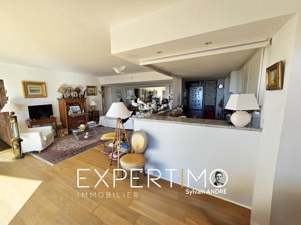 Marseille (13008) 13008 Vue Mer !!! Appartement T4 avec terrasse et Parking !