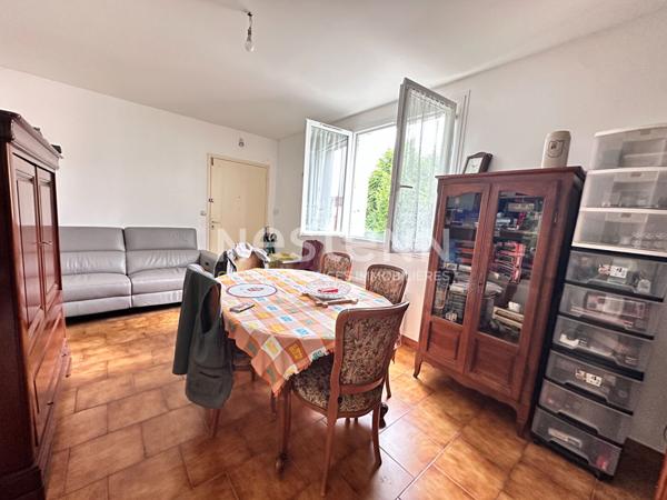 Vente Immeuble de rapport de 186.58 m2 avec 4 appartements à Aubigné-Racan (72800)