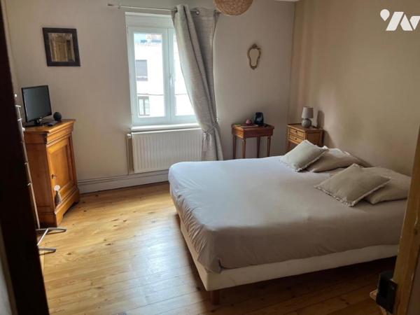 HYPER CENTRE : Maison avec 4 chambres et terrasse 