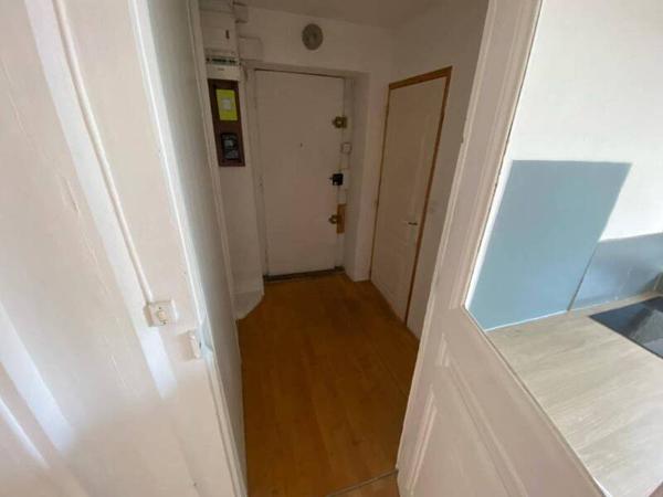 Appartement 1 pièce                                        - 42000 Saint-Étienne Réf : 12883