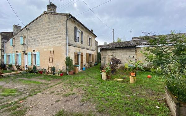 Maison à vendre    4 pièces •  Izon