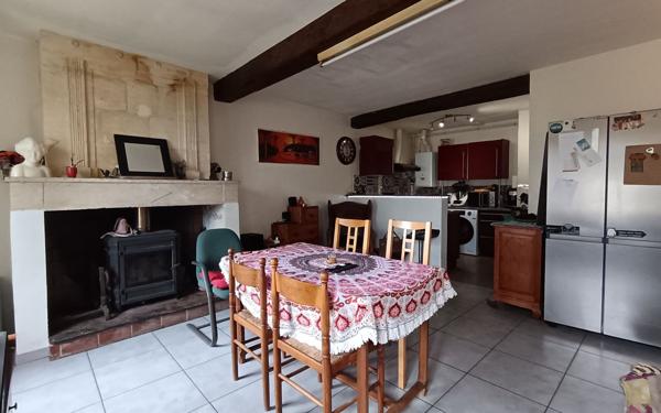 Maison à vendre    4 pièces •  Izon