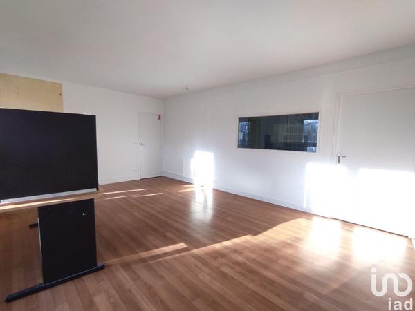 Location bureaux 945 m² Mainvilliers