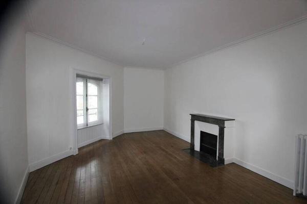 Appartement 2 pièces                                        - 44000 Nantes - Centre ville Réf : 12039