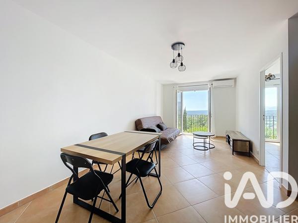 Location appartement 2 pièces 52 m² Montauroux