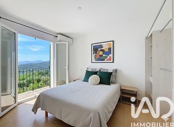 Location appartement 2 pièces 52 m² Montauroux