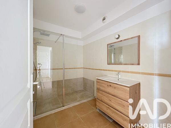 Location appartement 2 pièces 52 m² Montauroux