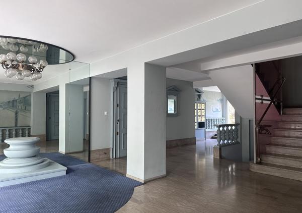 APPARTEMENT T4 BALCON PARKING / REF : 1232