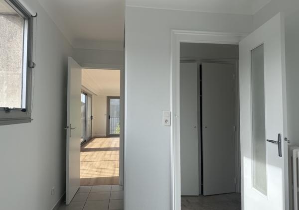 APPARTEMENT T4 BALCON PARKING / REF : 1232
