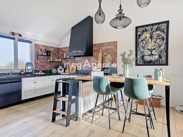 Maison à CHOLET, 49300 - 6 pièces 127m²