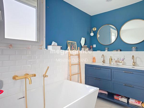 Maison à CHOLET, 49300 - 6 pièces 127m²