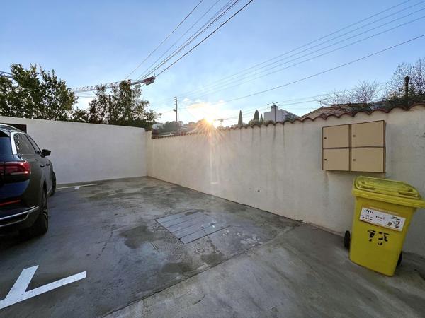 Les olives (13013) MARSEILLE 13013 - Les Olives - Appartement 3/4 pièces de 91m2 avec balcon, parking et garage.