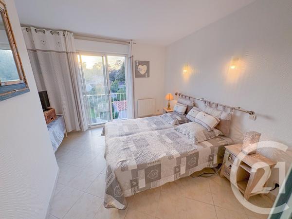 Maison à vendre  5 pièces - 76,52 m2 ST GEORGES DE DIDONNE - 17