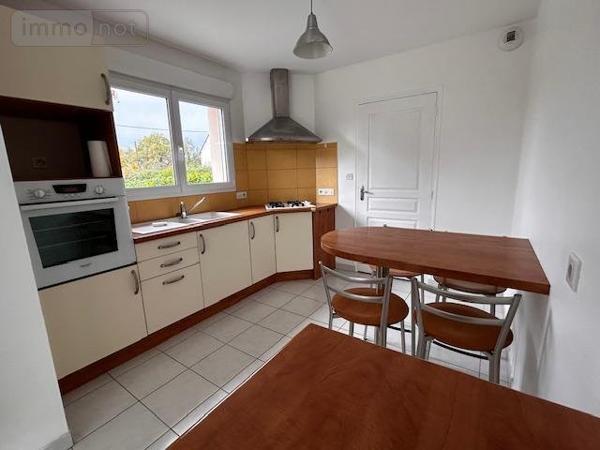 Maison à louer à Guer dans le Morbihan (56380), ref : 56046-L201