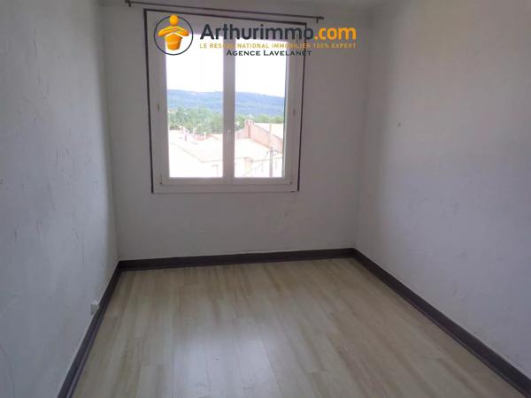 Vente                                                      Appartement
                        
                     3 pièces                      56 m2                     à Lavelanet