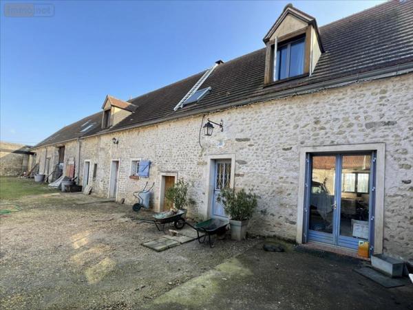 Corps de ferme à vendre à Étampes dans l'Essonne (91150), ref : AV-VERREN