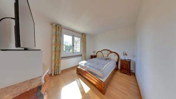 Maison sur sous-sol total a fort potentiel !!!!