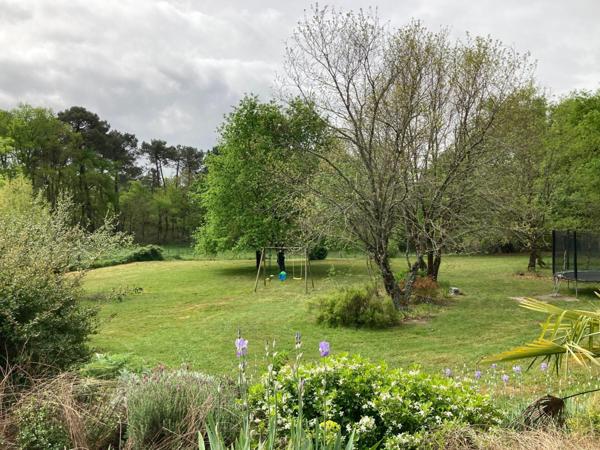 Maison à PUYNORMAND, 33660 - 8 pièces 175m²