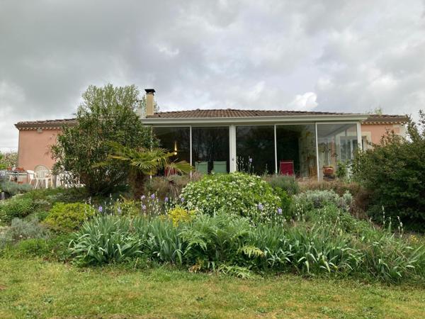 Maison à PUYNORMAND, 33660 - 8 pièces 175m²