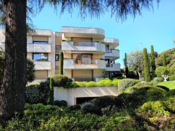 Cannes Croix-des-Gardes – Appartement d’exception avec vue mer