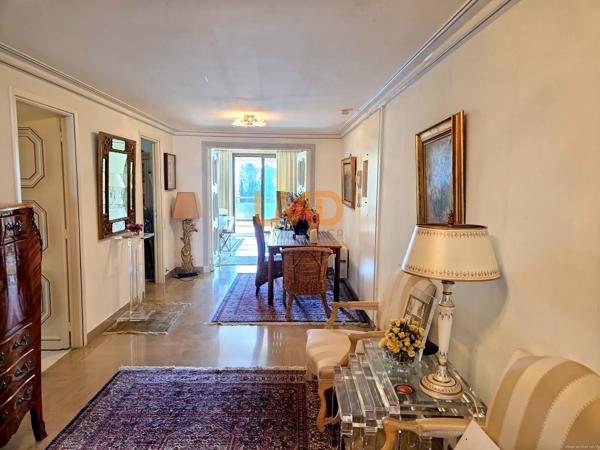 Cannes Croix-des-Gardes – Appartement d’exception avec vue mer