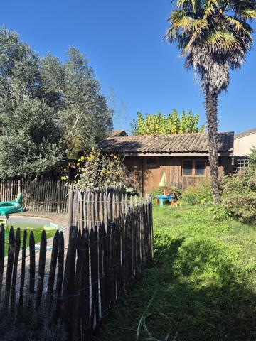 Belle et grande maison de ville