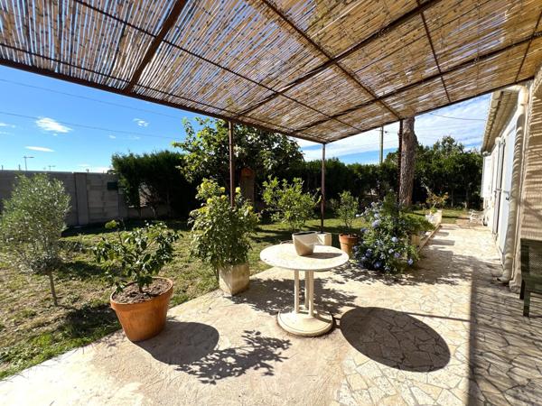 Maison de plain-pied 102 m² sur parcelle de 740 m²