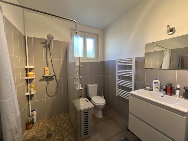 Maison de plain-pied 102 m² sur parcelle de 740 m²