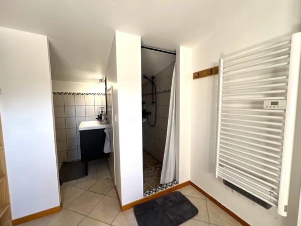 Maison de plain-pied 102 m² sur parcelle de 740 m²