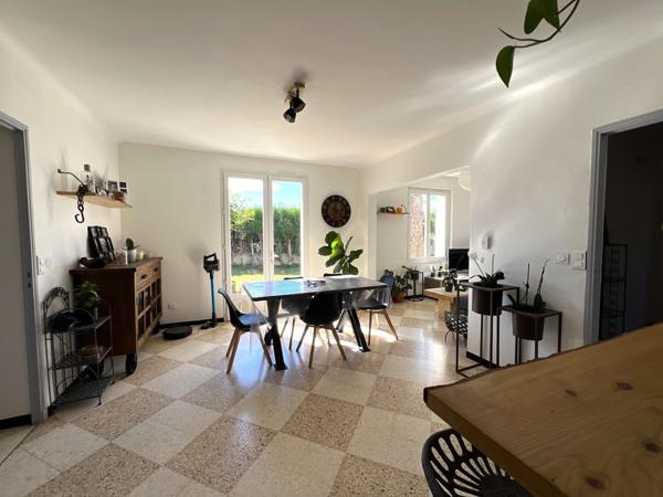 Maison de plain-pied 102 m² sur parcelle de 740 m²